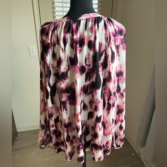 Silky purple tie dye blouse - Picture 3 of 6